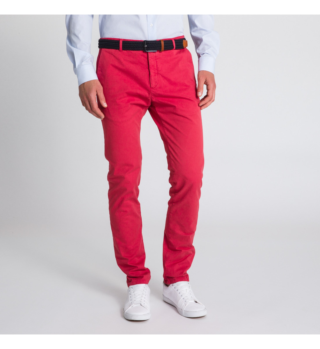 Chino pour homme en rouge