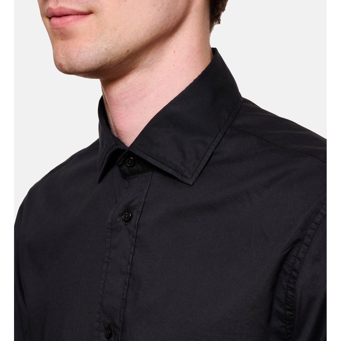 Chemise noir en voile de coton coupe droite