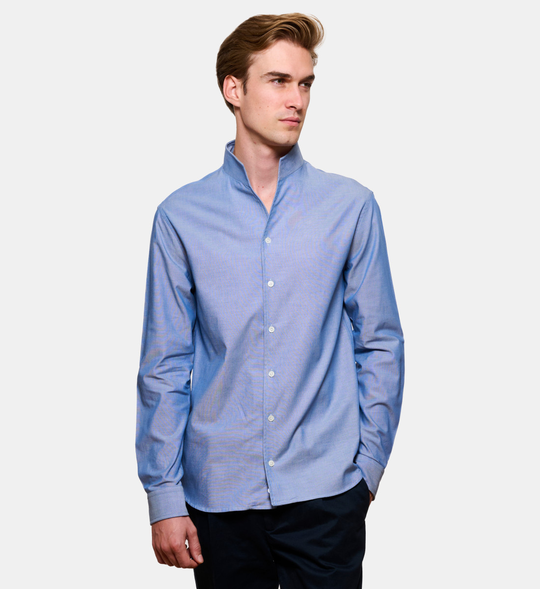 Chemise chambray à col officier coupe droite