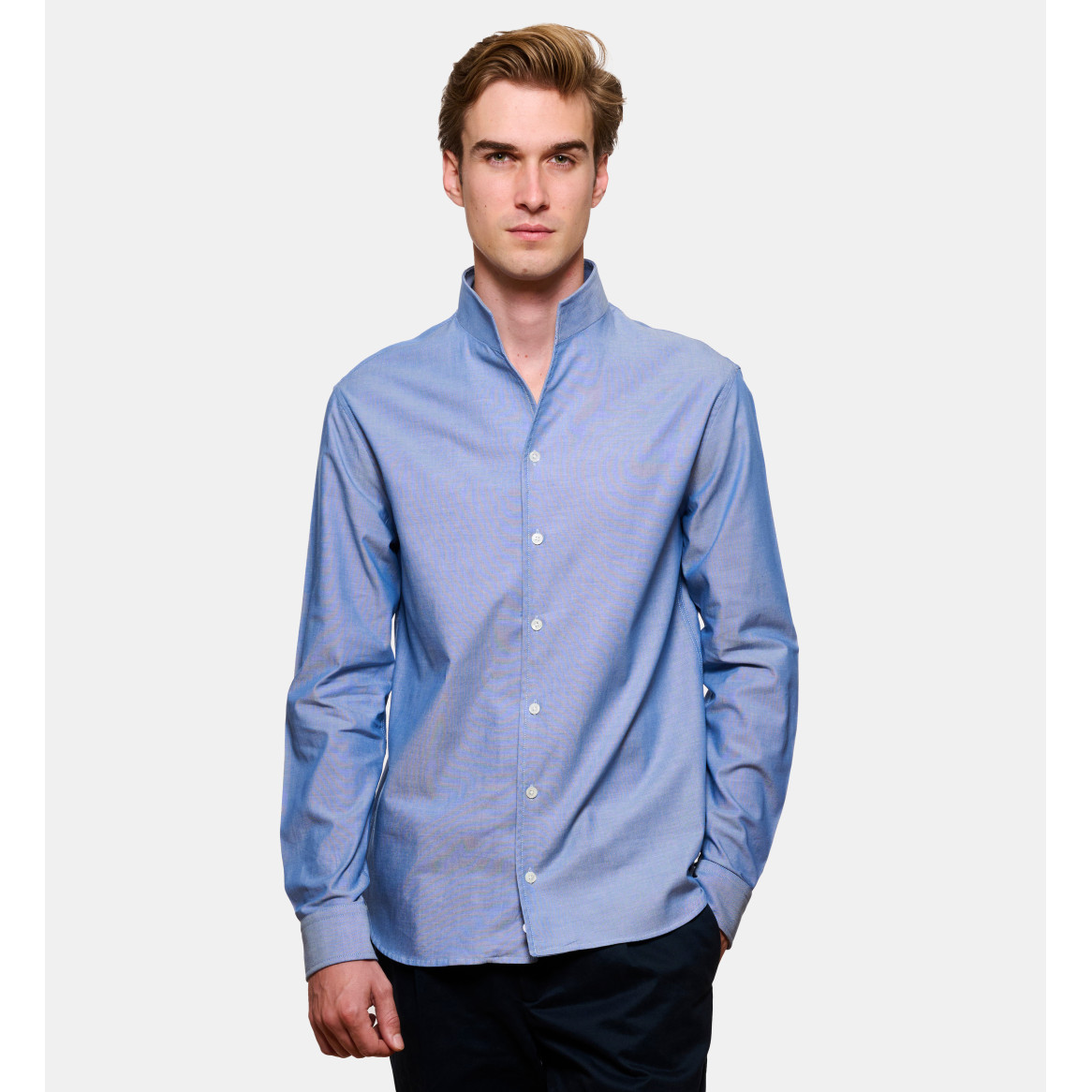 Chemise chambray à col officier coupe droite