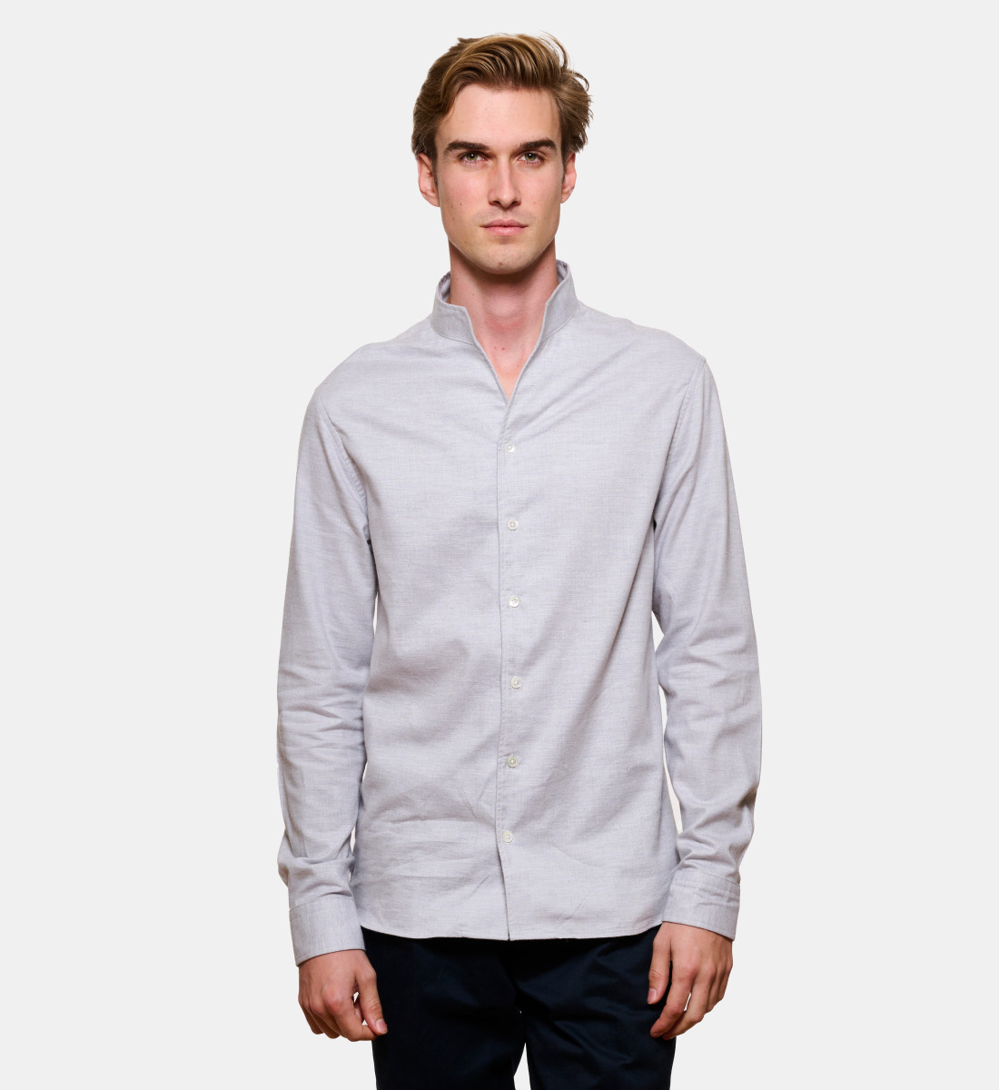 Chemise en flanelle gris col officier coupe droite