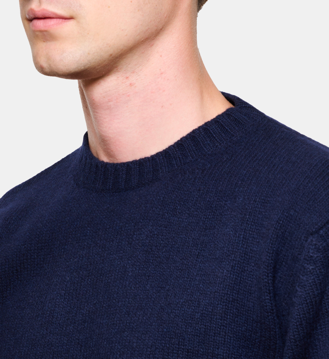 Pull Col Rond Marine en laine et cachemire